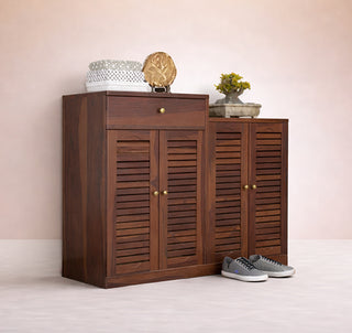<h6>Shoe Racks</h6>